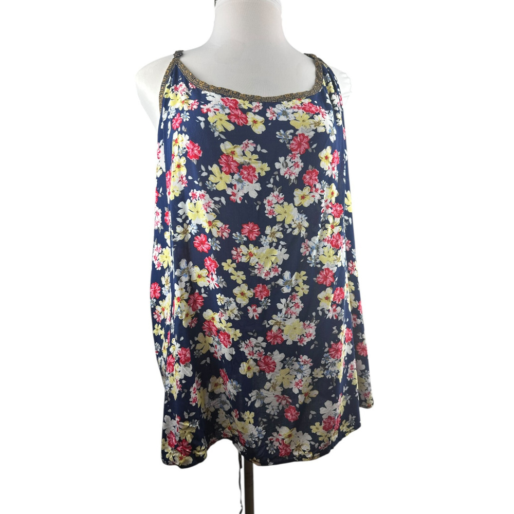 ✨2/$20 Torrid Lace Back Cami Top Navy Blue Multi-Colored Floral Plus Size 5 5X - Picture 15 of 16